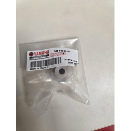 BC6-F6021-00 Tuleja dystansowa / spacer OEM Yamaha OEM