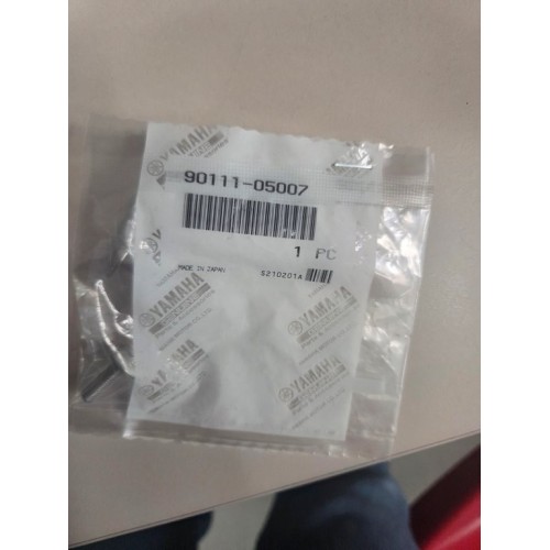 Śruba Yamaha 901-11050-07 9011105007 OEM